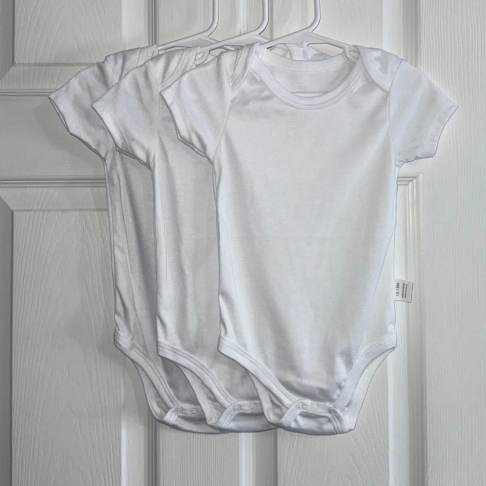 Baby One-Piece Bodysuit (3-Pack) Classic White 12-18 Months NEW